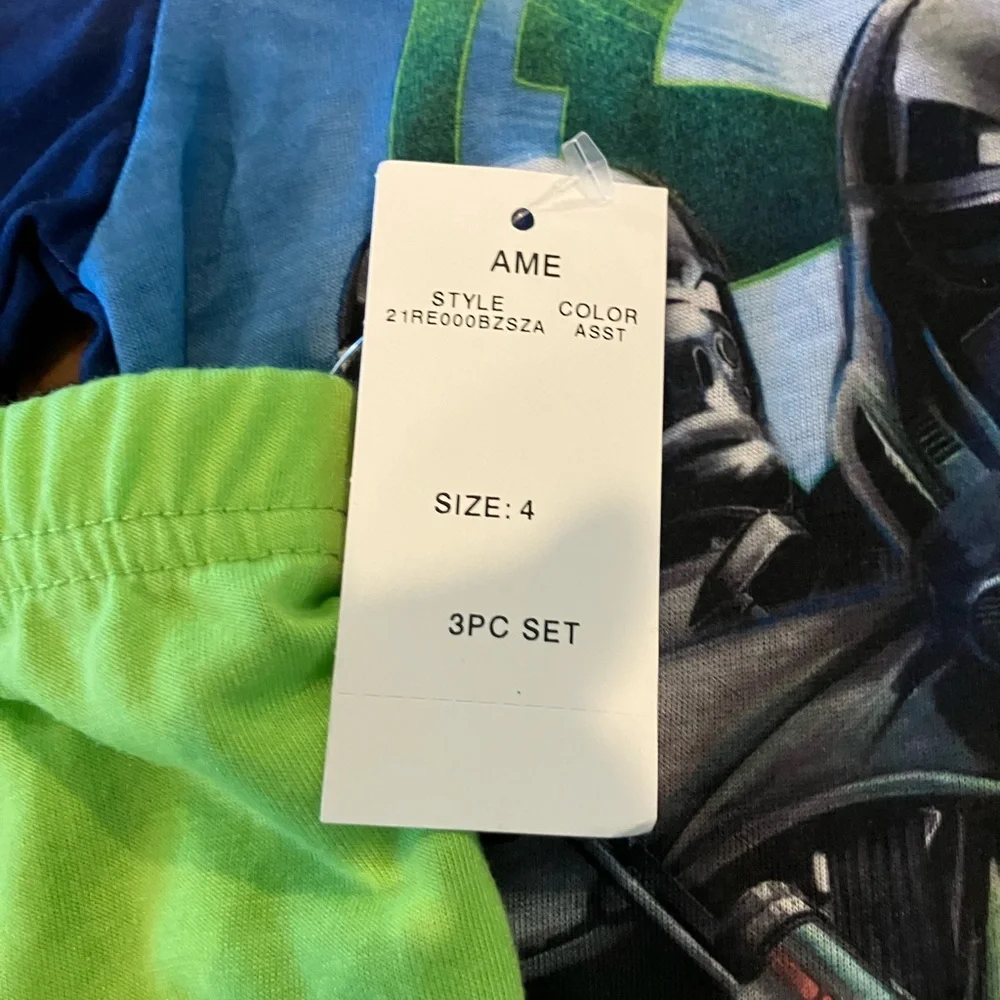 NWT Star Wars Kids Rogue One 3-piece  Pajama Set - Blue and Lime Green size 4T